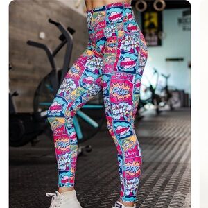 CONSTANTLY VARIED GEAR CVG KNOCKOUT COMIC BOOK LEGGINGS SIZE MEDIUM